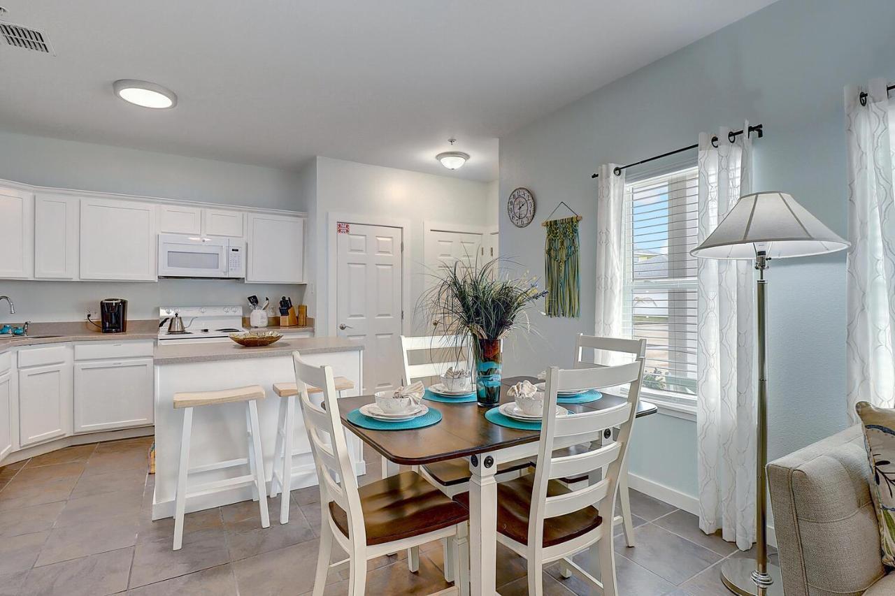 Crawfishin For A Compliment Apartment Port Aransas Exterior photo