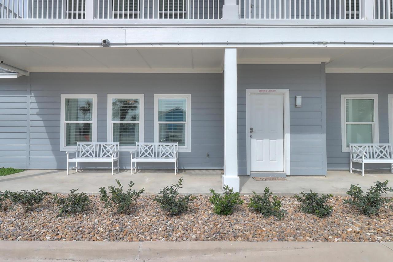 Crawfishin For A Compliment Apartment Port Aransas Exterior photo