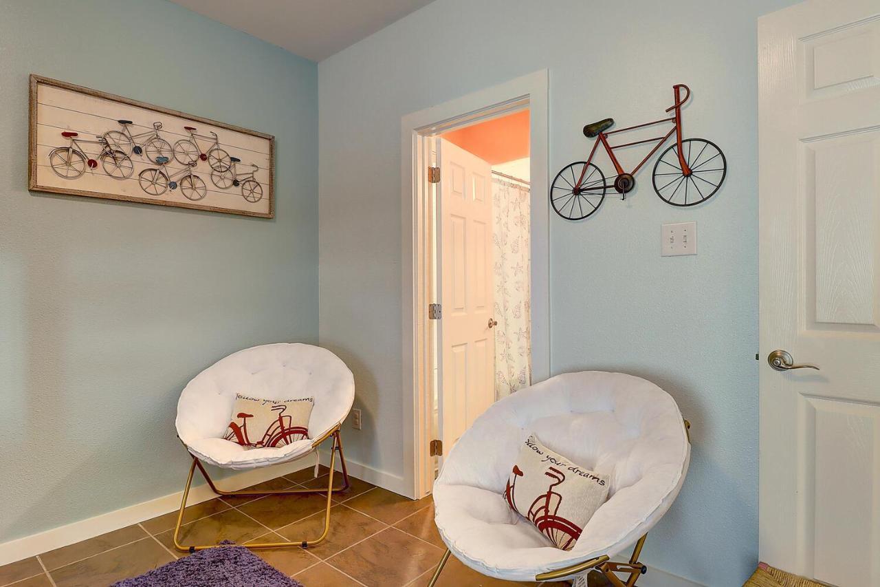 Crawfishin For A Compliment Apartment Port Aransas Exterior photo